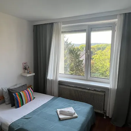 Stylish Youthful In The Heart Of Moedling, Fiatalos Boldog Otthon Sziveben