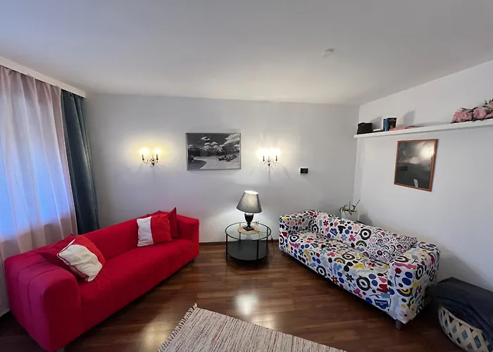 Stylish Youthful In The Heart Of Moedling, Fiatalos Boldog Otthon Sziveben Daire