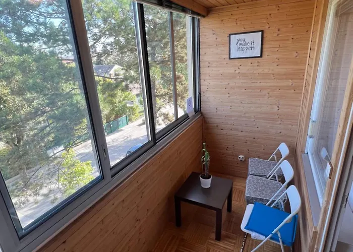 Apartment Stylish Youthful In The Heart Of Moedling, Fiatalos Boldog Otthon Sziveben