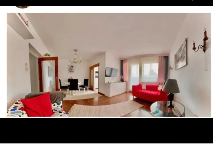 Apartment Stylish Youthful In The Heart Of Moedling, Fiatalos Boldog Otthon Sziveben